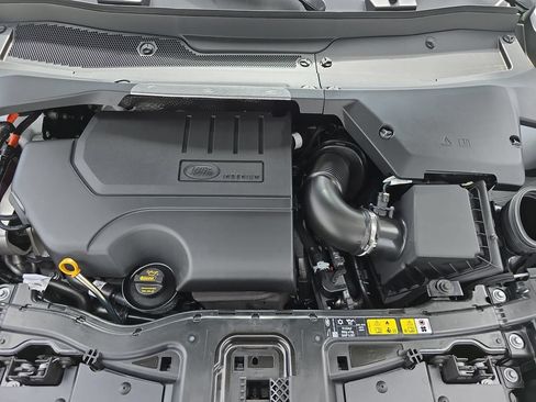 New 2026 Land Rover Discovery Sport Landmark AWD/4WD image 31