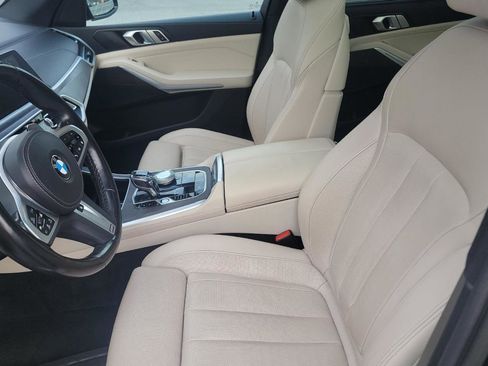 Used 2022 BMW X5 xDrive40i w/ Premium Enhanced Package image 12