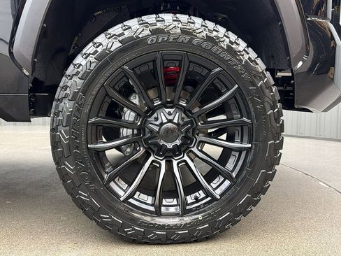 Used 2026 Toyota Tundra SR5 AWD/4WD image 10