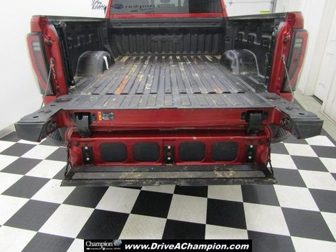 Used 2024 GMC Sierra 2500 AT4 w/ Technology Package image 22