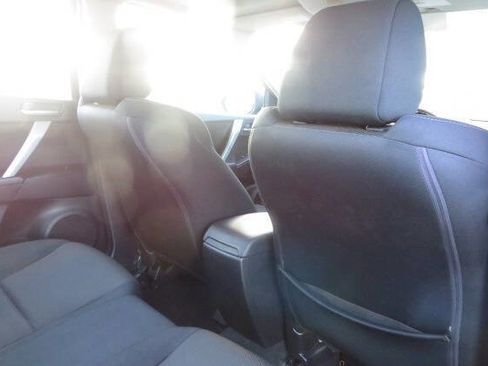 Used 2012 MAZDA MAZDA3 s Touring image 38