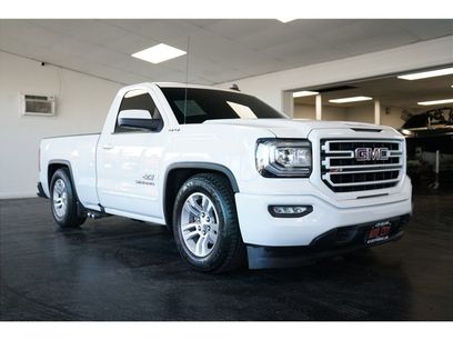 Used 2018 GMC Sierra 1500 SLE w/ SLE Preferred Package