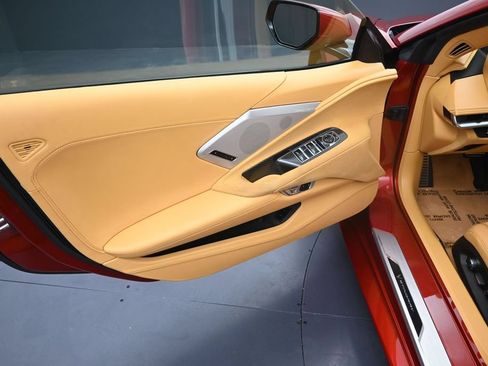 Used 2022 Chevrolet Corvette Stingray Premium Conv w/ Z51 Performance Package RWD image 12
