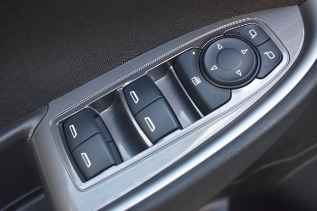 Certified 2025 Chevrolet Malibu LS FWD image 19