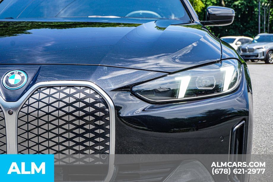 Used 2025 BMW i4 eDrive40 w/ Parking Assistance Package RWD image 11