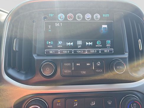 Used 2018 Chevrolet Colorado ZR2 AWD/4WD image 23