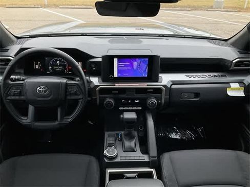 Certified 2025 Toyota Tacoma SR5 image 18