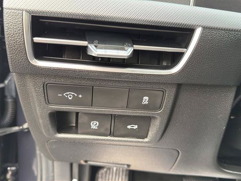 Used 2025 Hyundai Sonata SEL FWD image 25