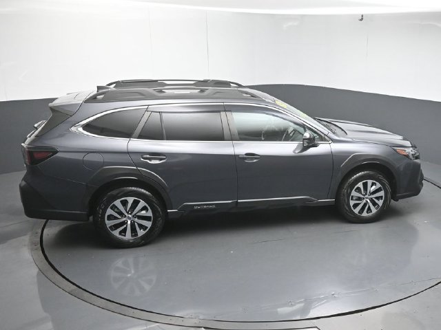 Used 2024 Subaru Outback Premium AWD/4WD image 47