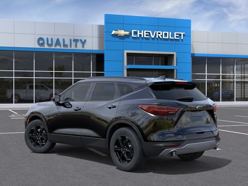 Used 2026 Chevrolet Blazer LT w/ Midnight/Sport Edition FWD image 3