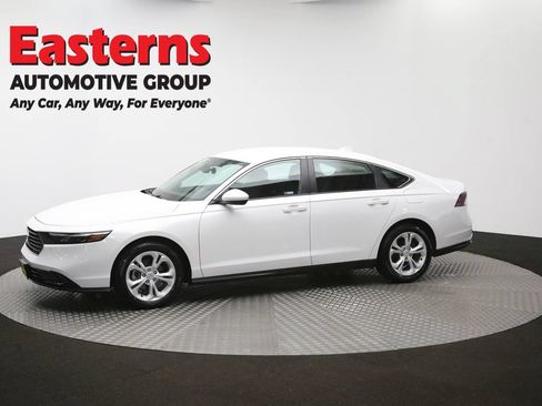 Used 2025 Honda Accord LX image 53
