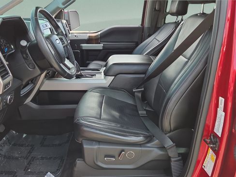 Used 2017 Ford F150 Lariat w/ Equipment Group 502A Luxury AWD/4WD image 9