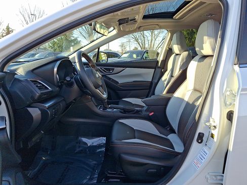 Used 2023 Subaru Crosstrek 2.5i Limited w/ Popular Package #3 image 13