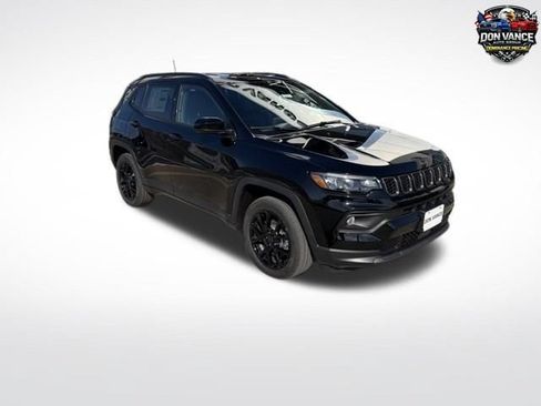 New 2026 Jeep Compass Latitude AWD/4WD image 7