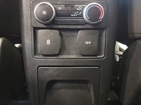 Used 2023 Ford Explorer XLT w/ Equipment Group 202A AWD/4WD image 29