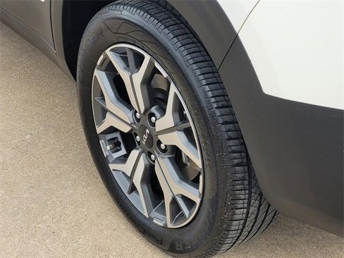 Used 2023 Kia Seltos EX image 7