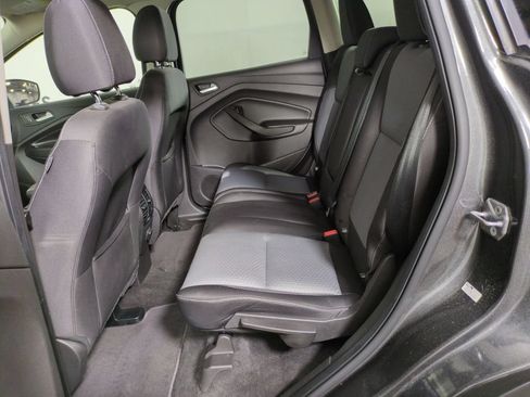Used 2017 Ford Escape SE FWD image 25