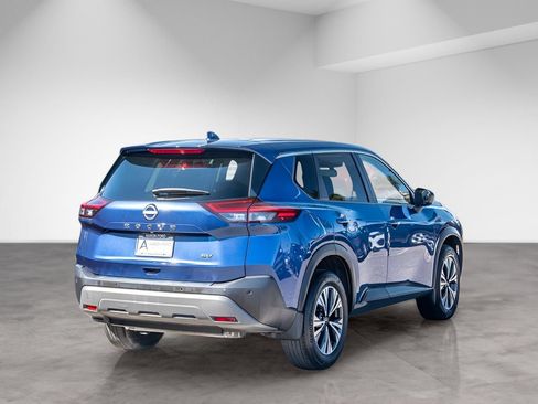 Used 2023 Nissan Rogue SV FWD image 7
