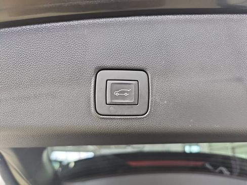 Used 2026 Chevrolet TrailBlazer RS w/ Convenience Package AWD/4WD image 17