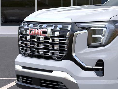 New 2026 GMC Terrain Denali w/ LPO, Floor Liner Package AWD/4WD image 13