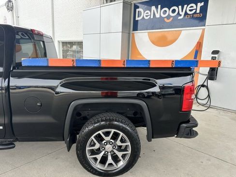Used 2015 GMC Sierra 1500 SLT w/ All-Terrain Package image 17