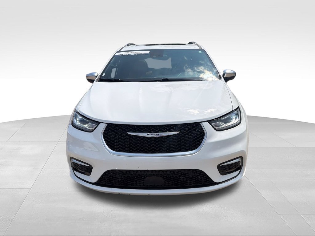 Used 2026 Chrysler Pacifica Pinnacle FWD image 8