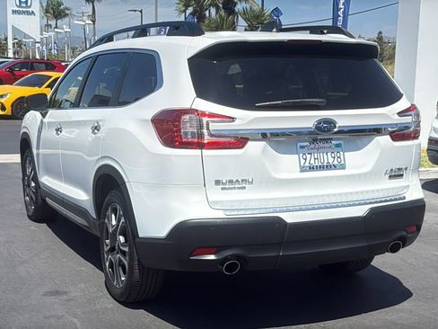 Used 2026 Subaru Ascent Touring AWD/4WD image 4