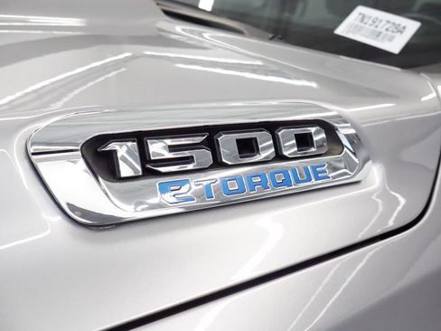 Certified 2022 RAM 1500 Big Horn AWD/4WD image 14
