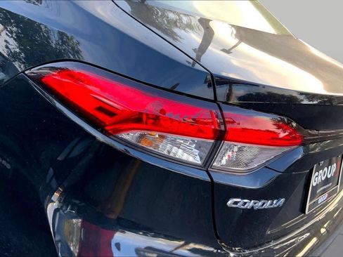 Used 2026 Toyota Corolla LE FWD image 27