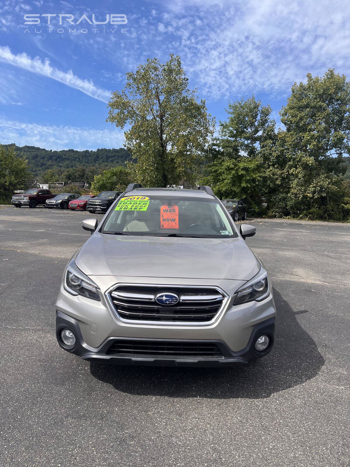 Used 2019 Subaru Outback 2.5i Limited w/ Popular Package #2 AWD/4WD image 3