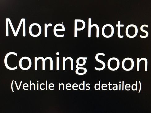Used 2017 Chevrolet Suburban Premier AWD/4WD image 2