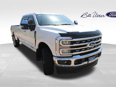 Certified 2025 Ford F350 Lariat w/ Lariat Ultimate Package image 3