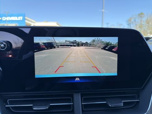 New 2026 Chevrolet Trax ACTIV w/ Sunroof Package image 28