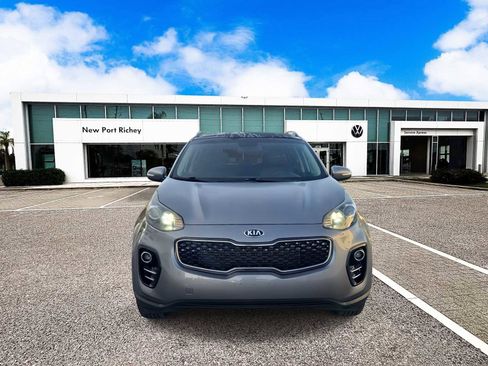 Used 2018 Kia Sportage EX w/ EX Premium Package image 3