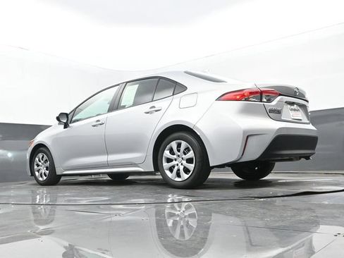 Used 2026 Toyota Corolla LE FWD image 24