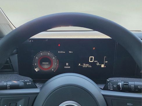 Used 2025 Nissan Kicks SV FWD image 18