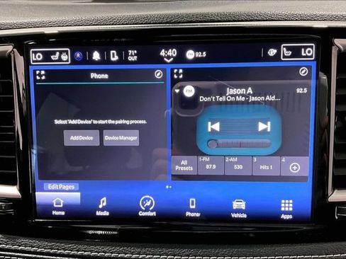 Used 2023 Chrysler Pacifica Touring-L AWD/4WD image 48