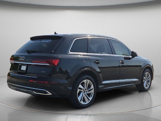 Used 2023 Audi Q7 3.0T Premium Plus w/ Premium Plus Package AWD/4WD image 7