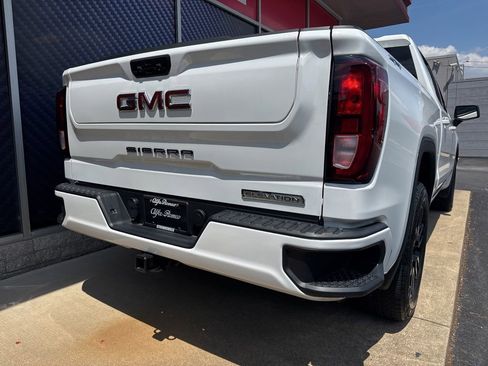 Used 2024 GMC Sierra 1500 Elevation AWD/4WD image 7