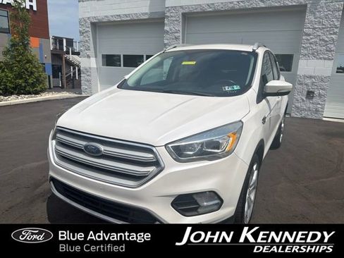 Certified 2019 Ford Escape Titanium AWD/4WD image 1