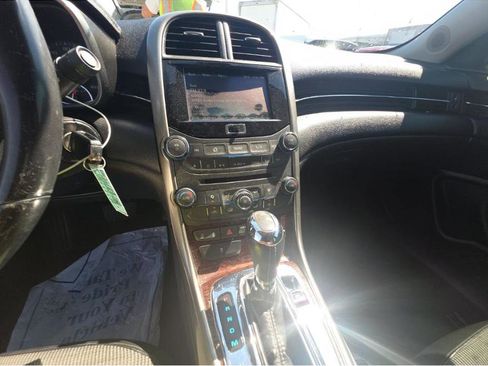 Used 2013 Chevrolet Malibu LT image 12