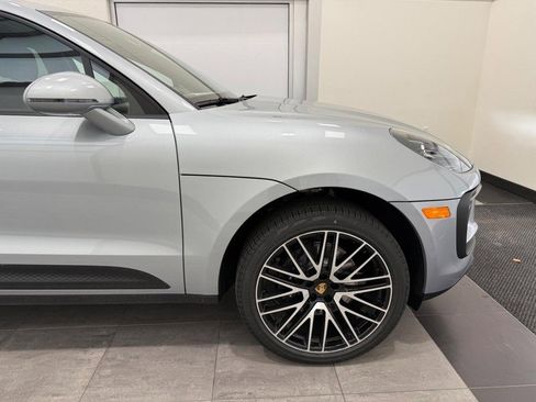 New 2026 Porsche Macan image 11