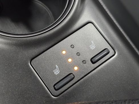 Used 2023 Toyota Camry XSE w/ Cold Weather Package image 7