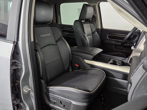 Used 2024 RAM 3500 Laramie image 37