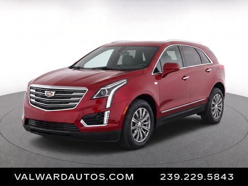 Used 2018 Cadillac XT5 Luxury w/ Driver Awareness Package FWD image 1
