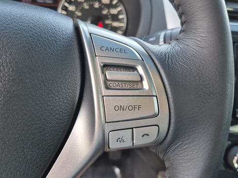 Used 2015 Nissan Altima 2.5 SV w/ Convenience Package FWD image 31
