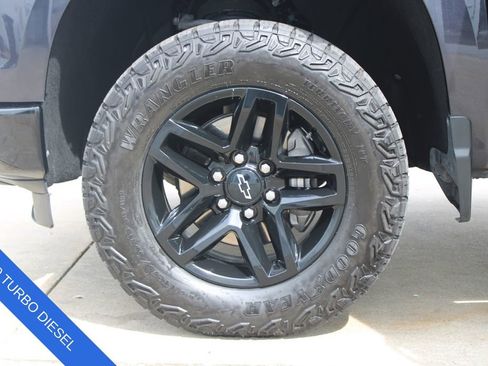 Used 2024 Chevrolet Silverado 1500 LT Trail Boss w/ Protection Package AWD/4WD image 30