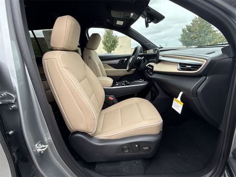 New 2026 Buick Enclave Preferred image 27