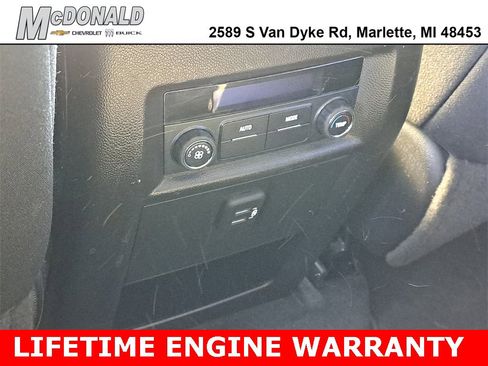 Used 2021 Chevrolet Traverse LS image 21