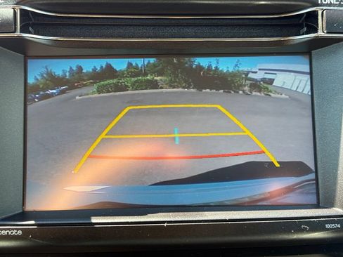Used 2018 Toyota RAV4 XLE AWD/4WD image 11